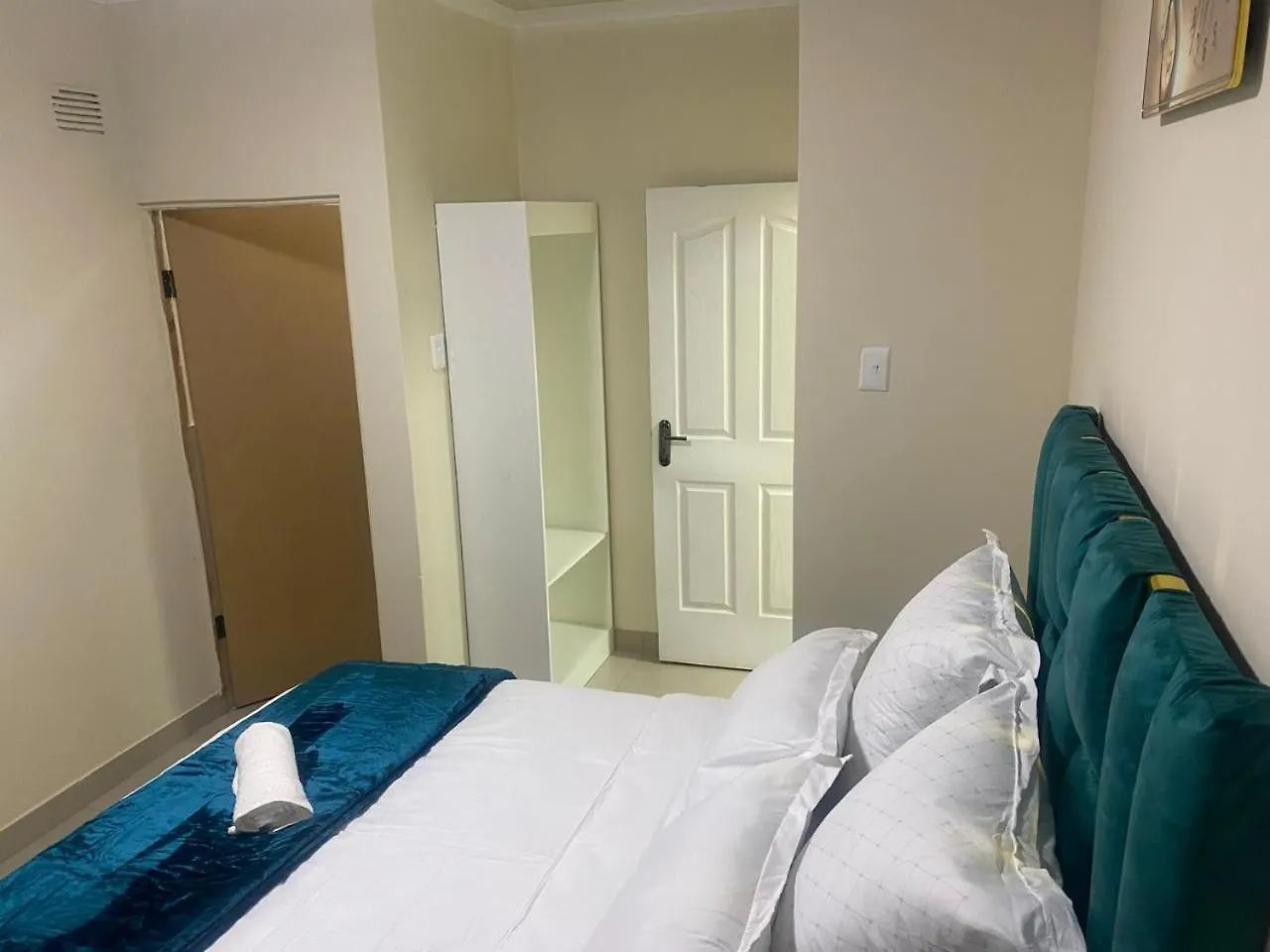 Guest house Sabbath Lodge Vip Cape Town